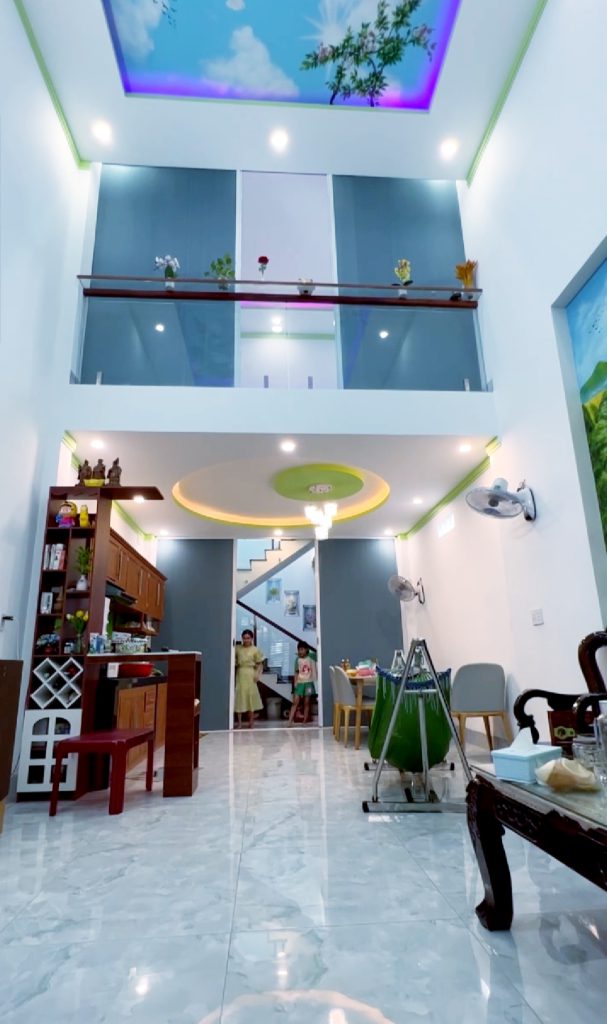 Demo cửa nhôm kính