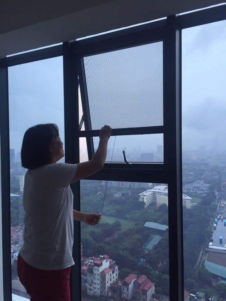 Demo cửa nhôm kính