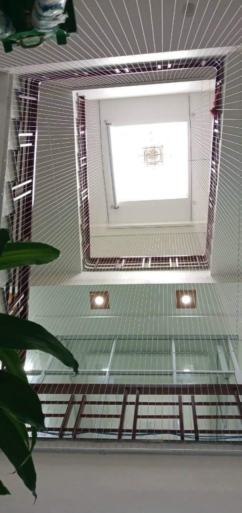 Demo cửa nhôm kính