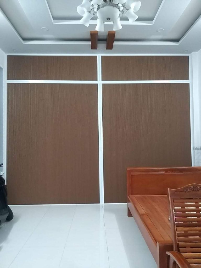 Demo cửa nhôm kính