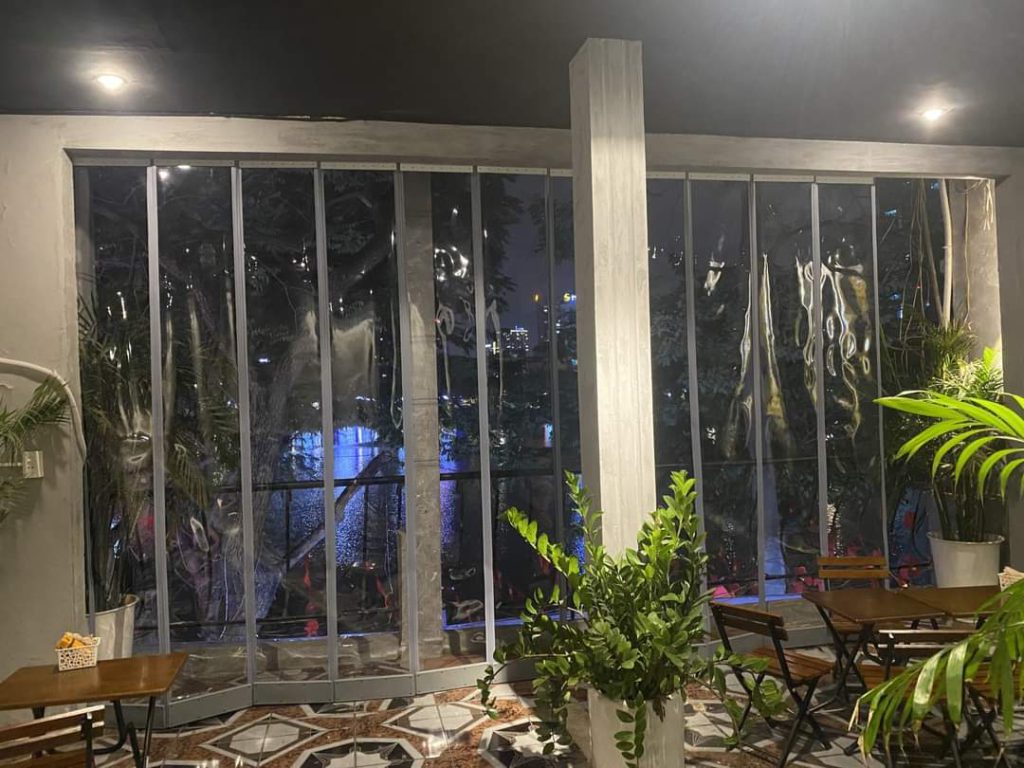 Demo cửa nhôm kính