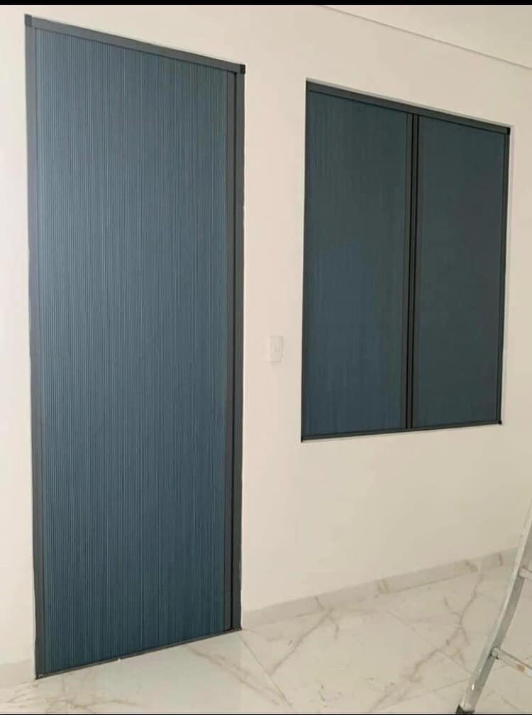 Demo cửa nhôm kính